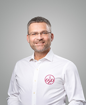 Dr. med. Marc Dehos